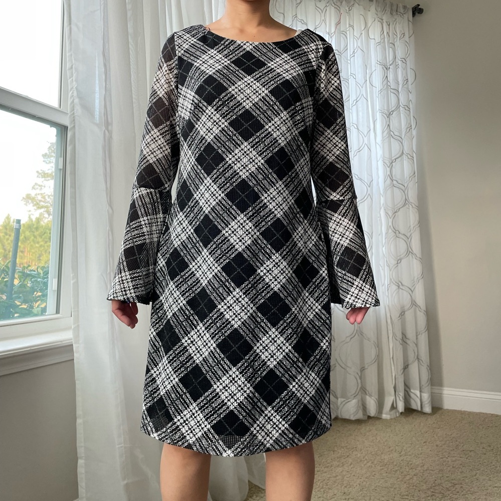 Y2K Plaid monochromatic dress - Picture 2 of 4